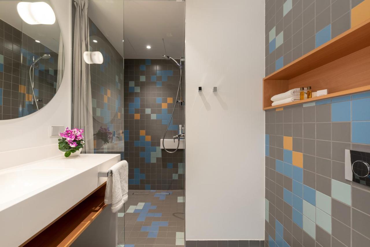 Hotel Sophia By Tartuhotels Bagian luar foto