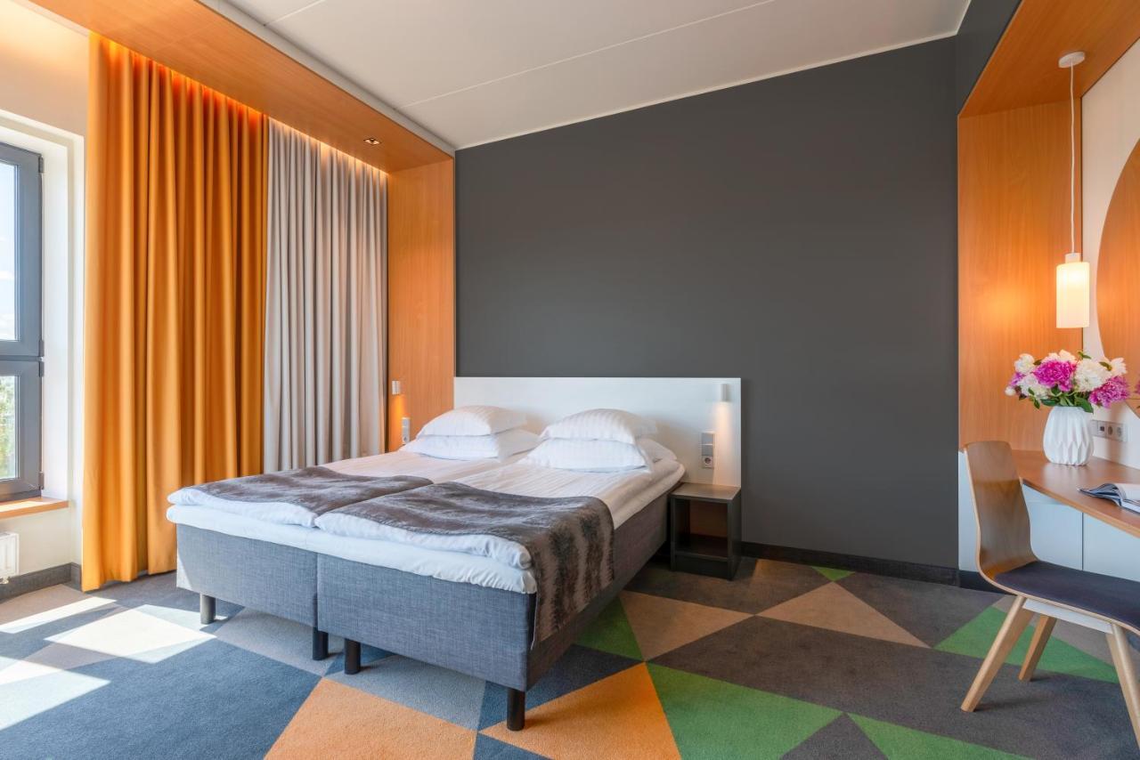 Hotel Sophia By Tartuhotels Bagian luar foto