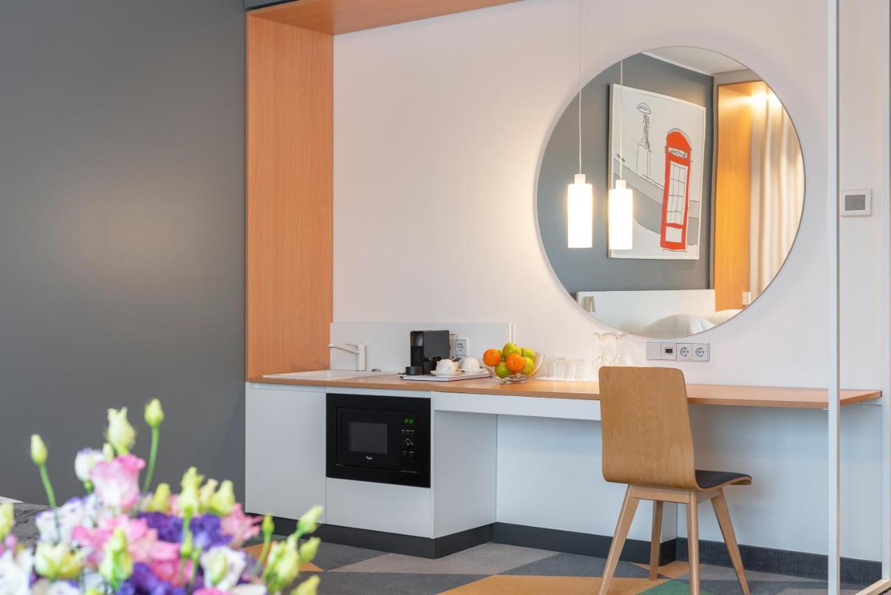 Hotel Sophia By Tartuhotels Bagian luar foto