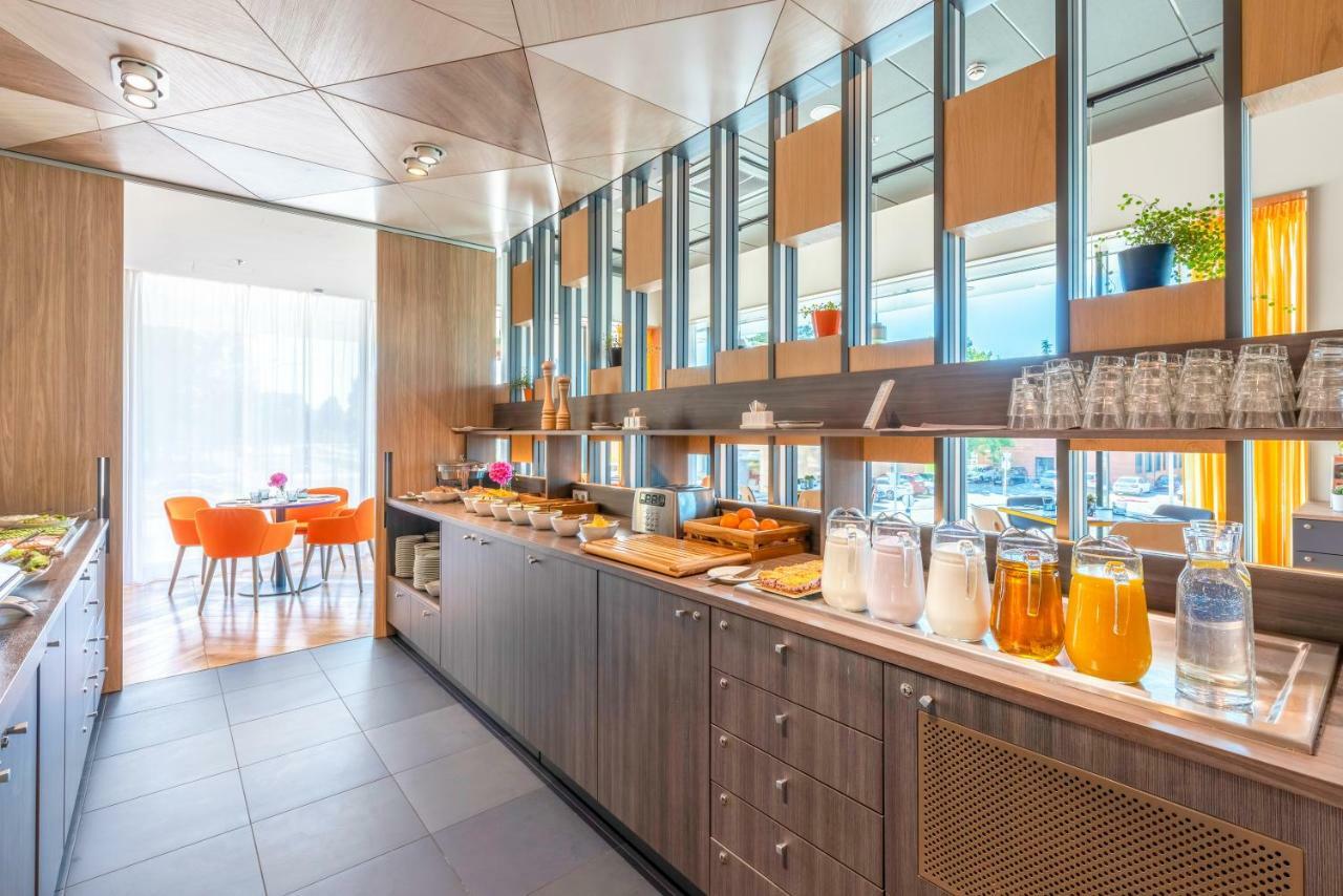 Hotel Sophia By Tartuhotels Bagian luar foto